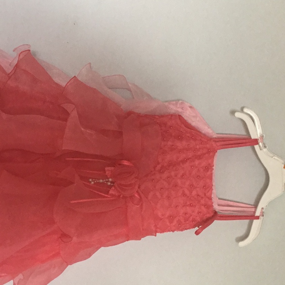 Elegant formal dress for 8 years old or younger